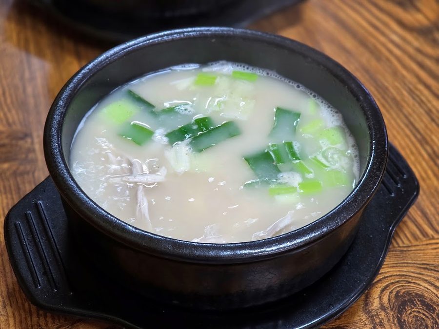 Yumyeong Dak Gomtang