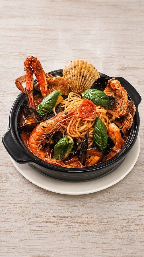 House of D Lifestyle Kitchen One Grove Branch