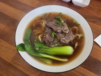 두두대만우육면