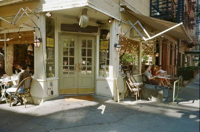 Cafe Cluny