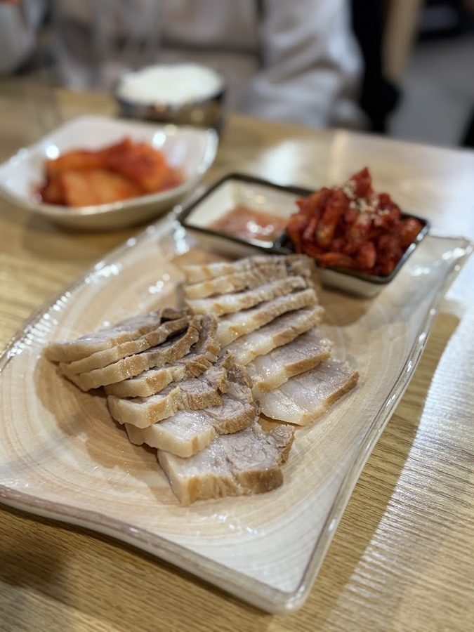 Yukdaejang Seoul Station Branch