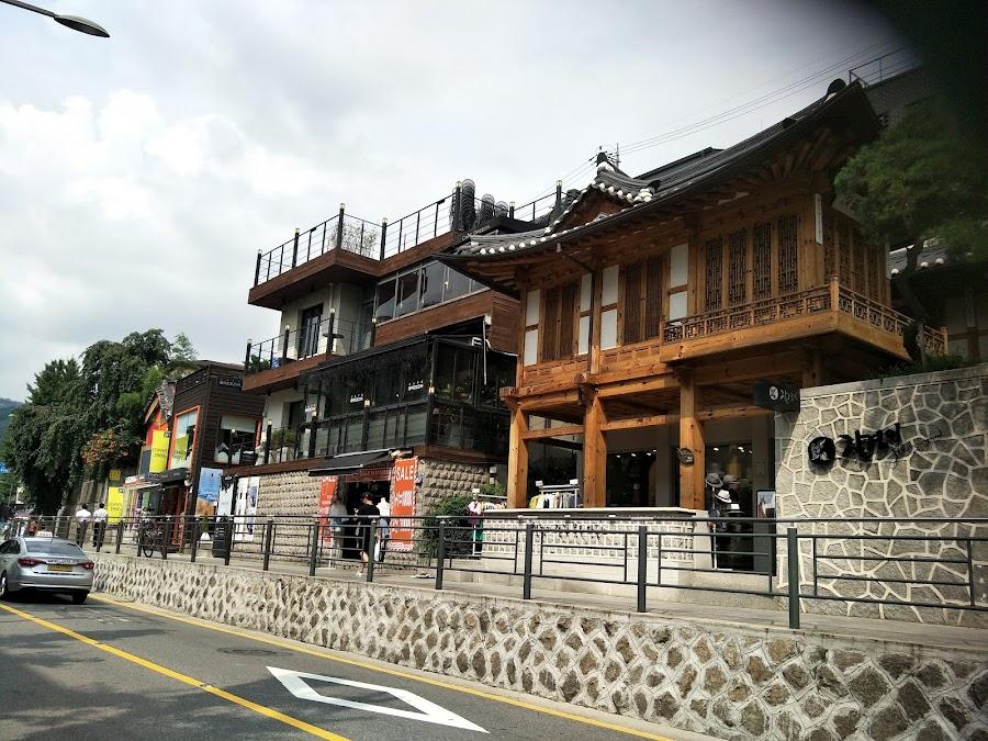 Samcheong-dong Street