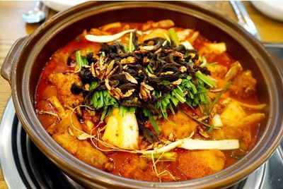Dangsan Maru Neungi Beoseot Samgyetang