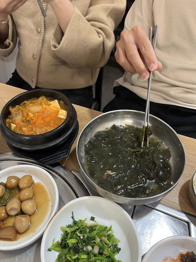 민석백반