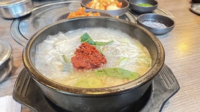 Damso Sosa Golsundae Yeoksam 3rd Branch Sangnok Hall
