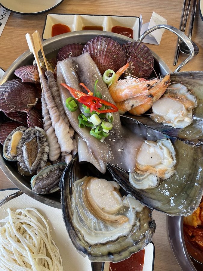 Badam Kalguksu Eulwangri Jikyeong Branch