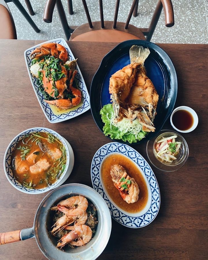 Kungthong Seafood Siam Discovery