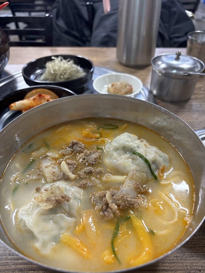 Yetnal Myeongdong Kalguksu