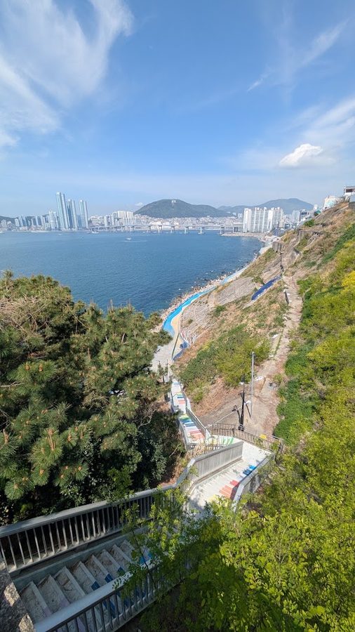 Mujigae Gyedan (Jeoryeong Coastal Walk)