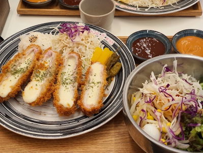 Choegodang Donkatsu Hapjeong Station Branch
