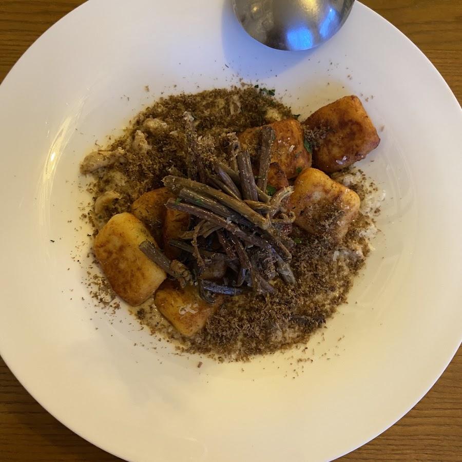 세컨드스토리