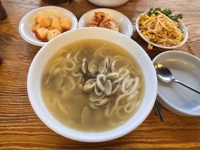 엄마손팥칼국수바지락칼국수