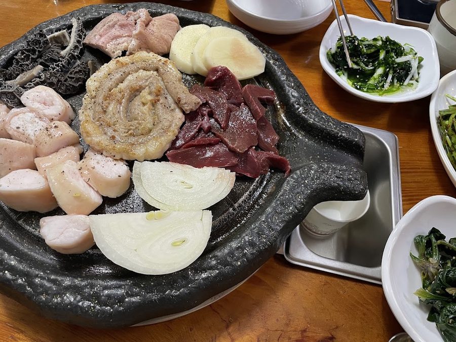 Nadeulmok Hanwoo Gopchang Jeongol Gui