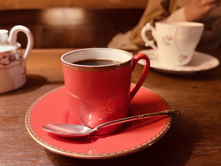 Cafe Voleur de Fleurs