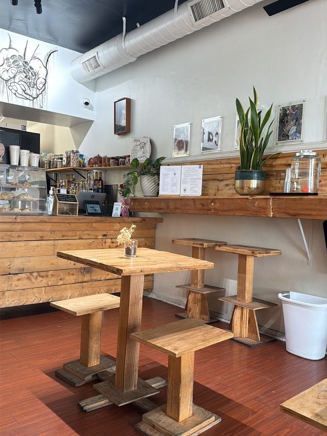De La Tierra Café