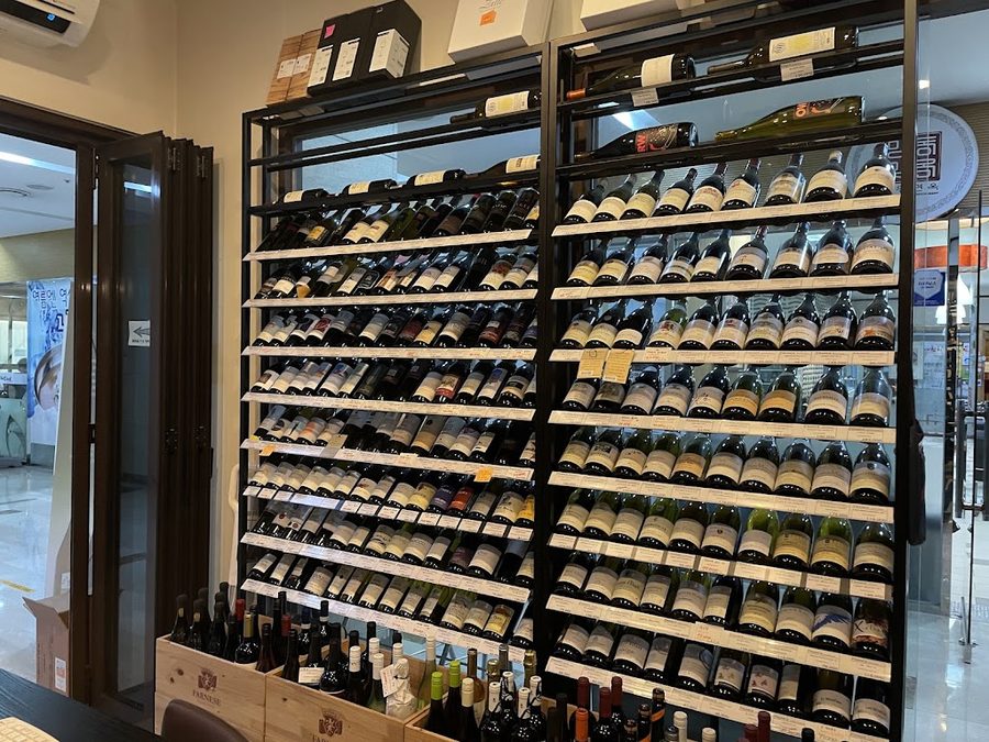 Wine Shop Chinchin
