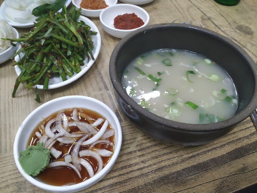 Wonjo Dwaeji Gukbap Gamjatang