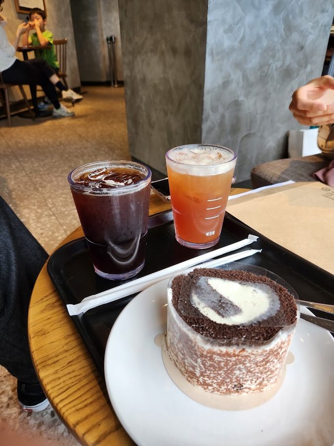 Starbucks Reserve Sadang