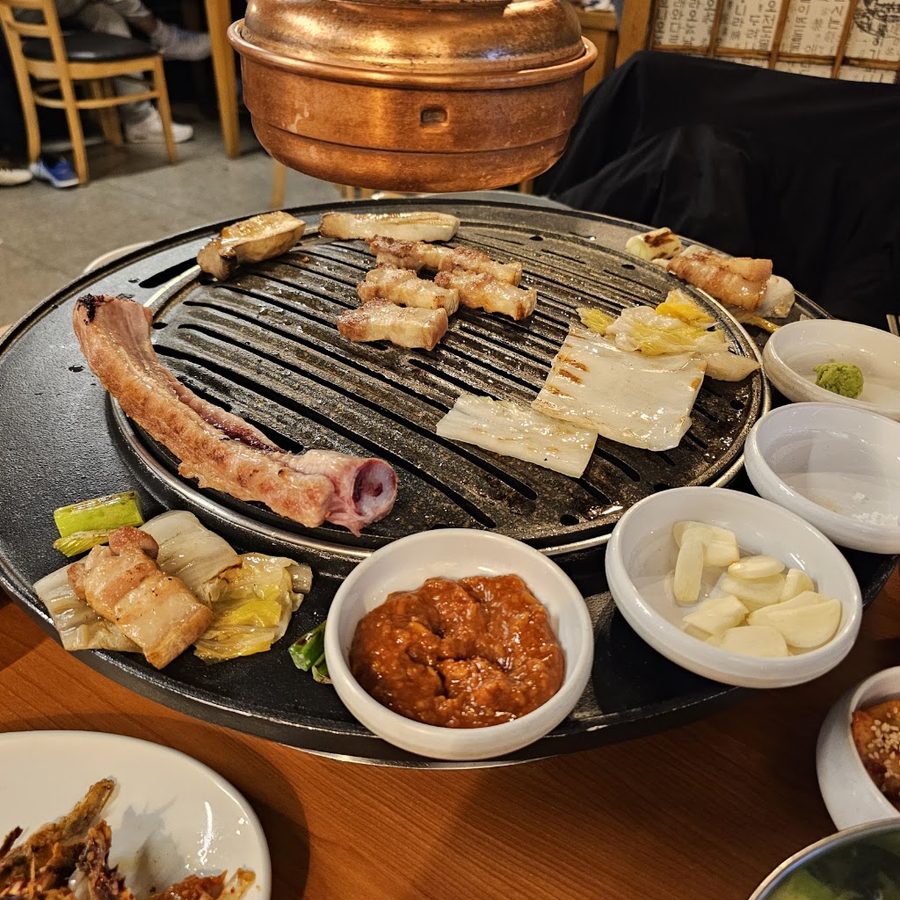 Bongseon Hoegwan