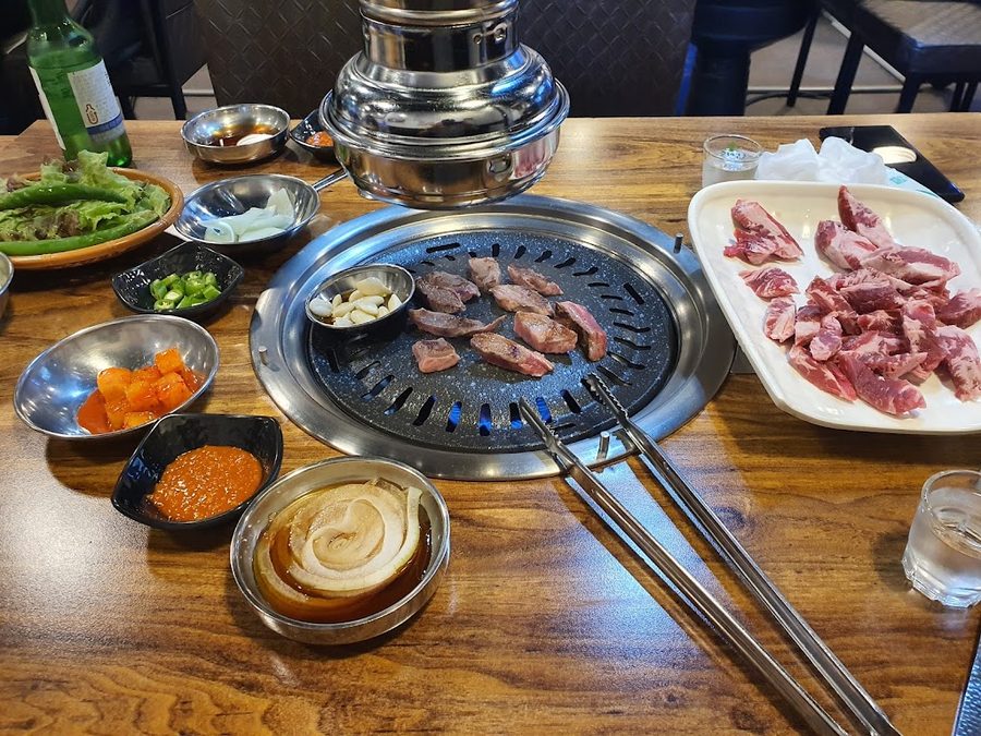 Gwanghwamun Mullebang-a Yeonga