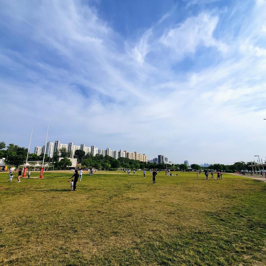 Hangang Park Stadium Track