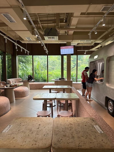 Birds of Paradise Gelato Boutique - Mandai Wildlife WEST