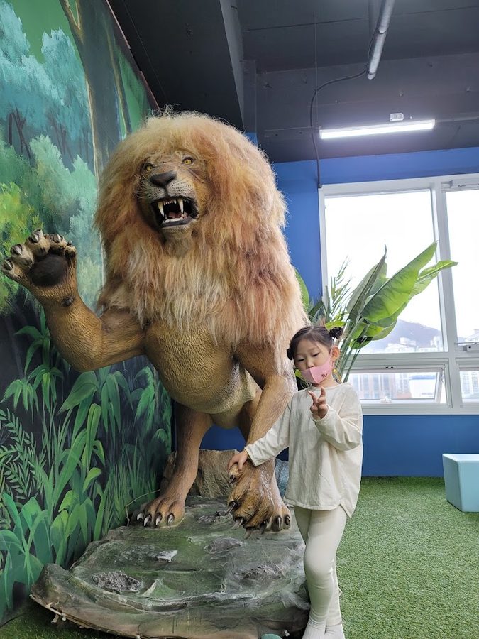 Busan Jeonggwan Wow Zoo Indoor Zoo