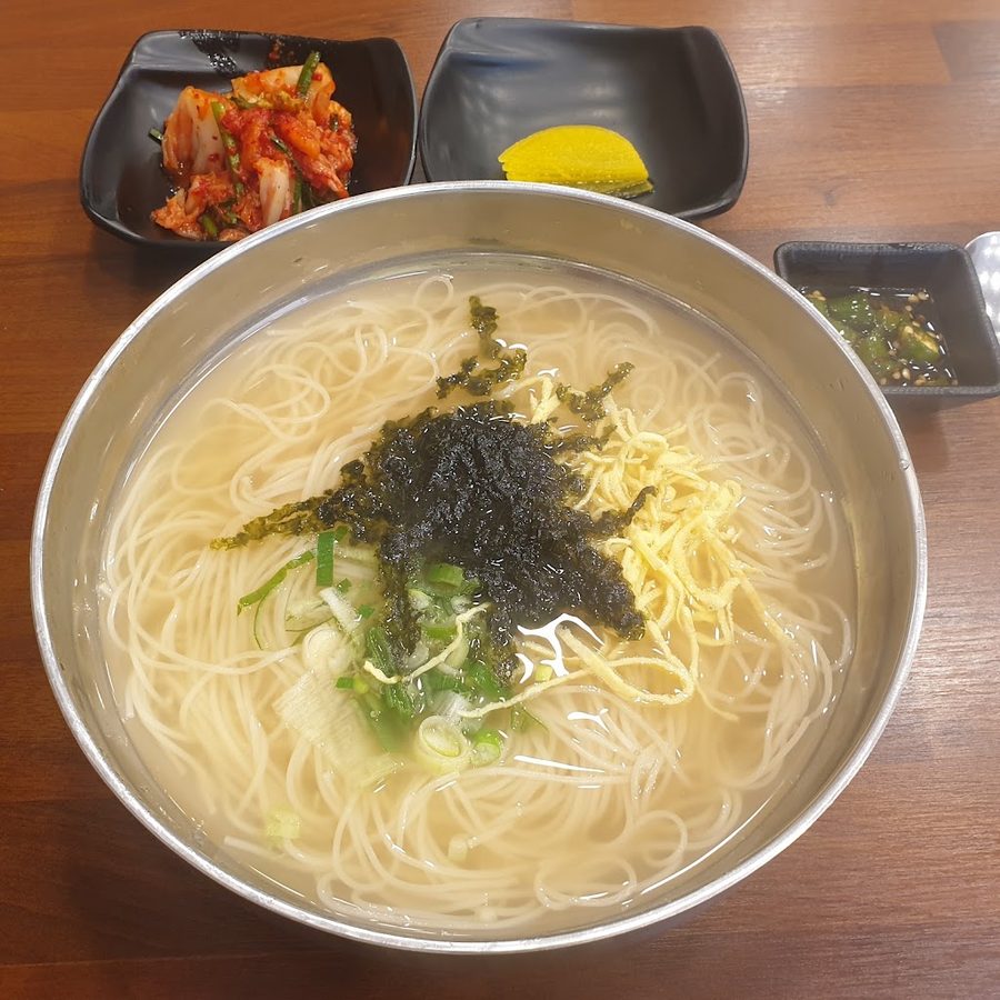Haengun-dong Myeolchi Guksu
