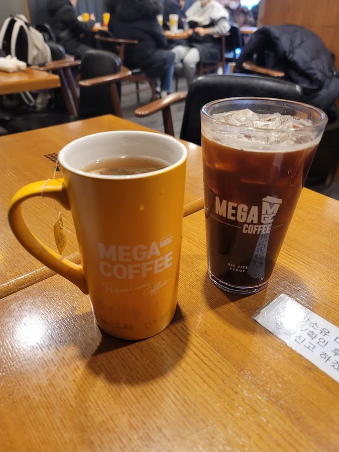 Mega Coffee Sagajeong Station Branch