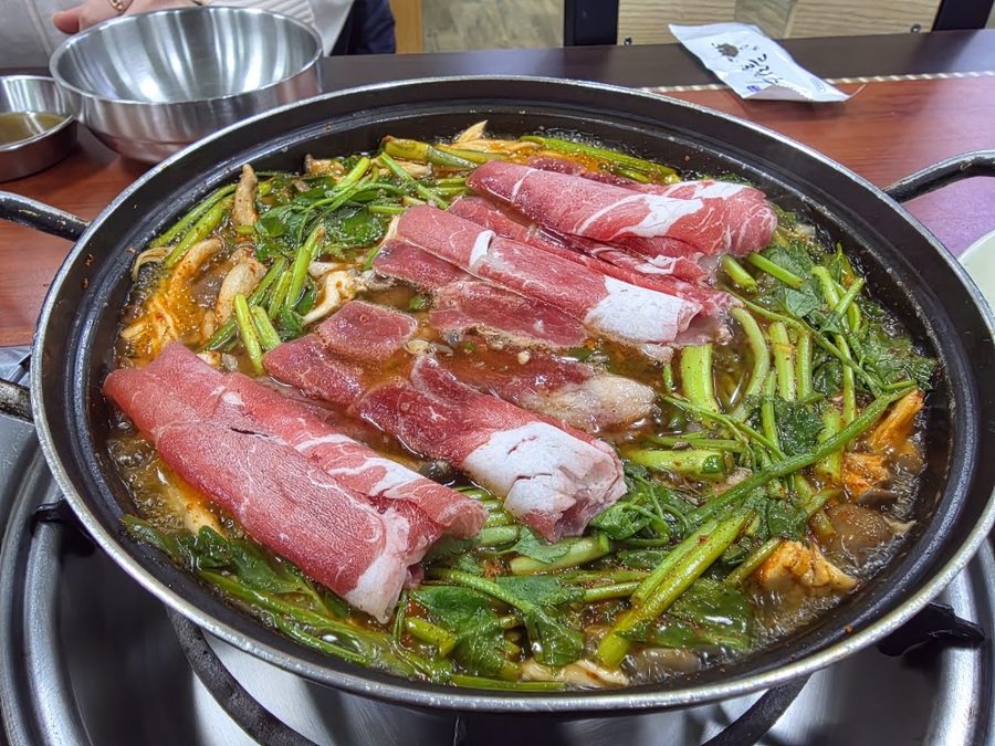Eolkeuni Son Kalguksu Gimhae Branch