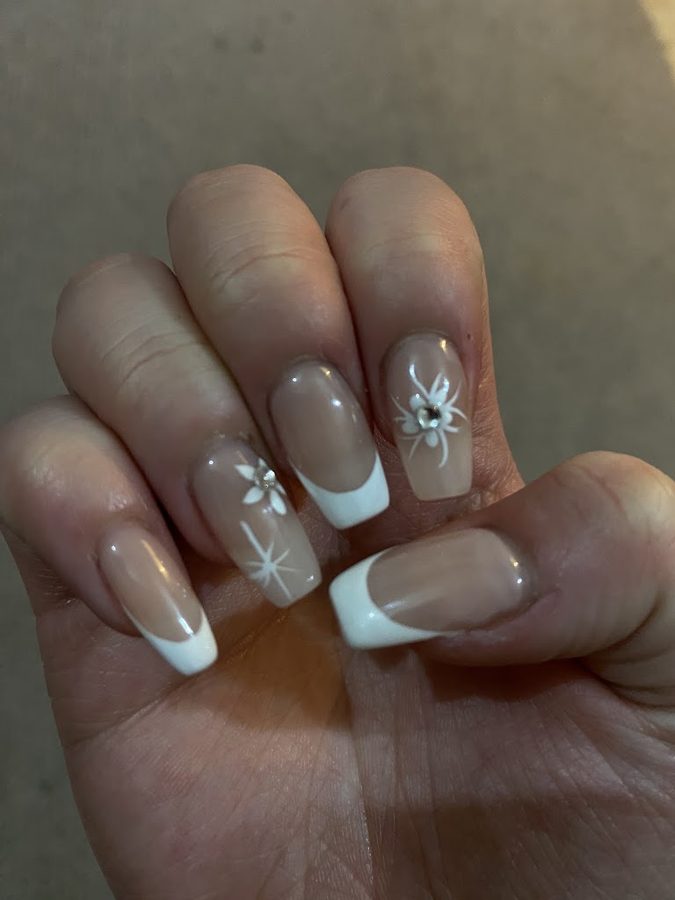 Julie Nails and Wellness