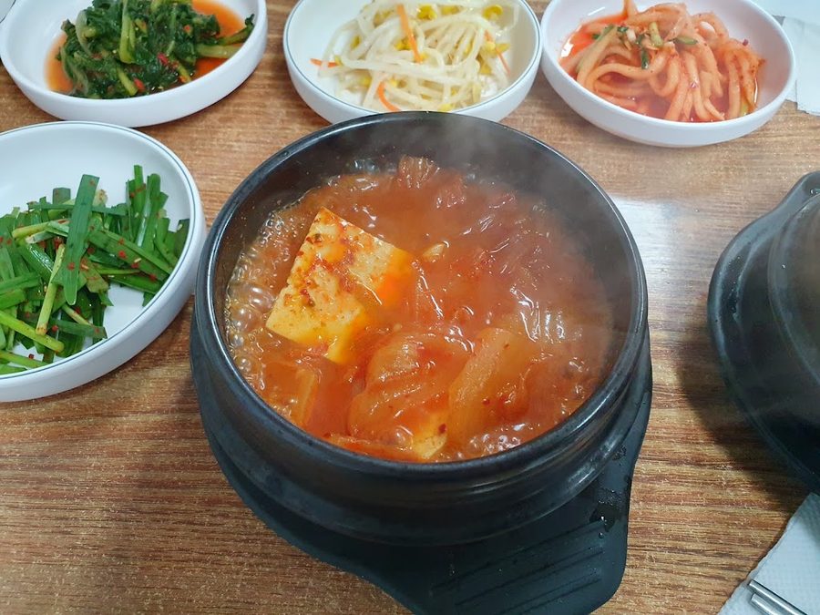 Gamasotgwa Cheonggukjang