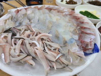 장보고수산센터 장전점