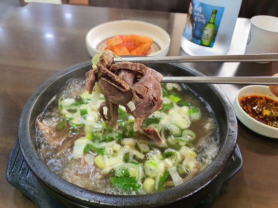 Hyanggyo Naju Gomtang