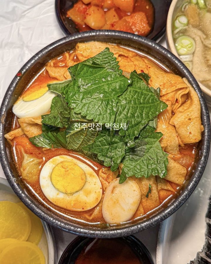 Mannam Snack