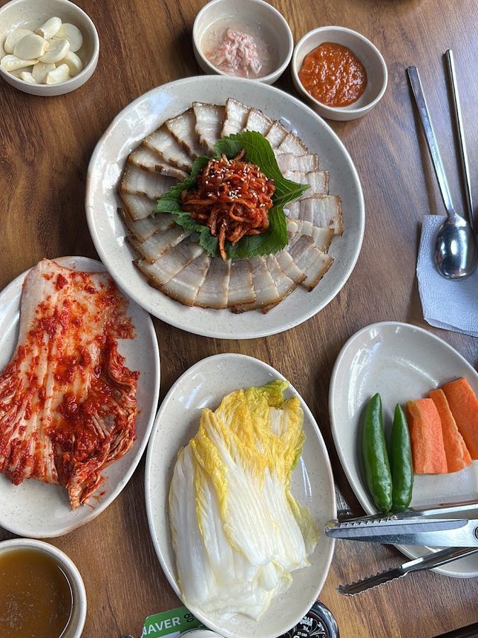 Jeonju Daegam Gamjatang Ppyeo Haejang-guk