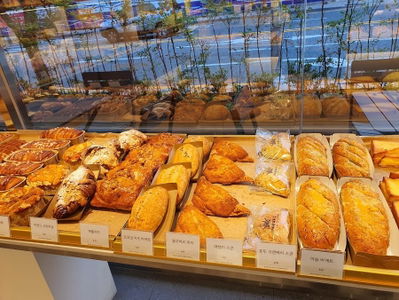 Gujayun Confectionery Busan City Hall Branch