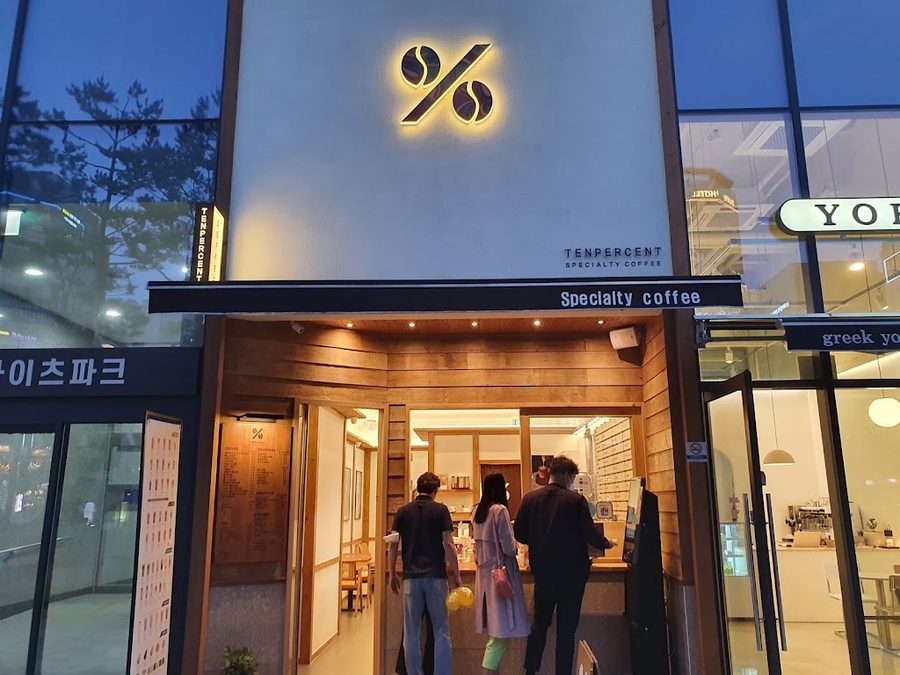 Ten Percent Coffee Dasan New Town Branch