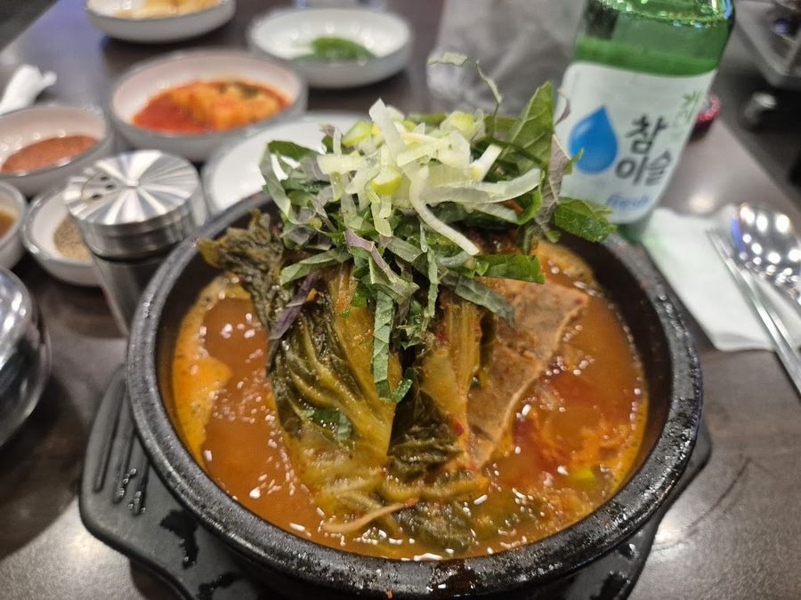 Sinsagol Gamjatang Samjeon Branch