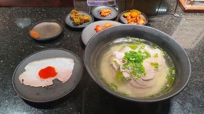 진돼지국밥