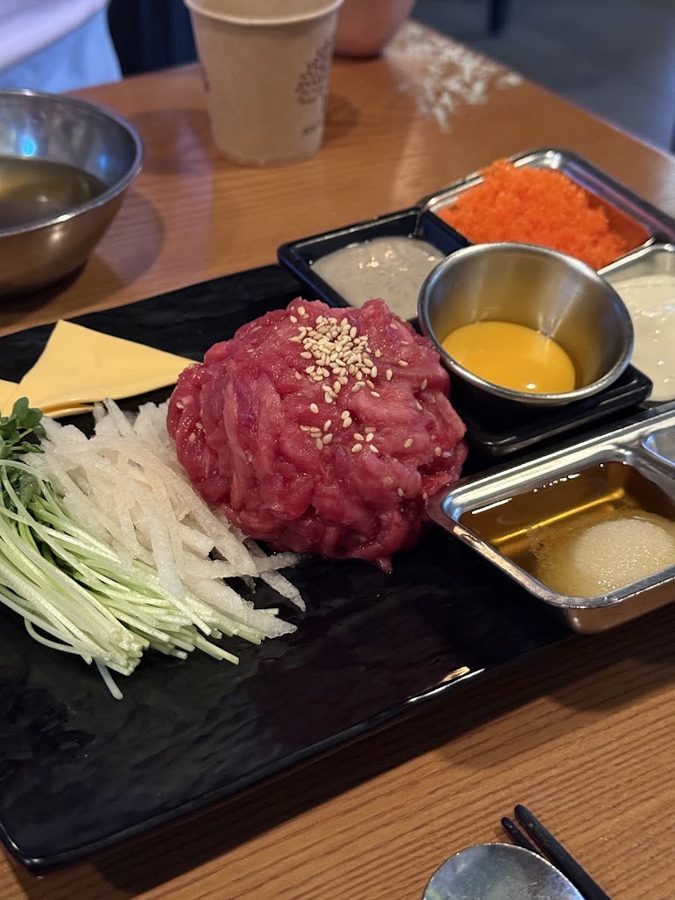 Yukhoe & Salmon Mia Samgeori Branch