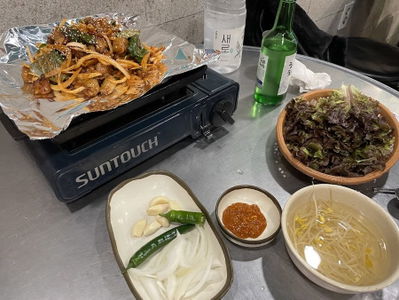 眼鏡奶奶烤腸