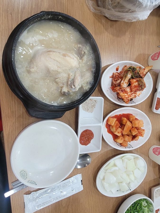 Dongseoul Yeonggye Baeksuk