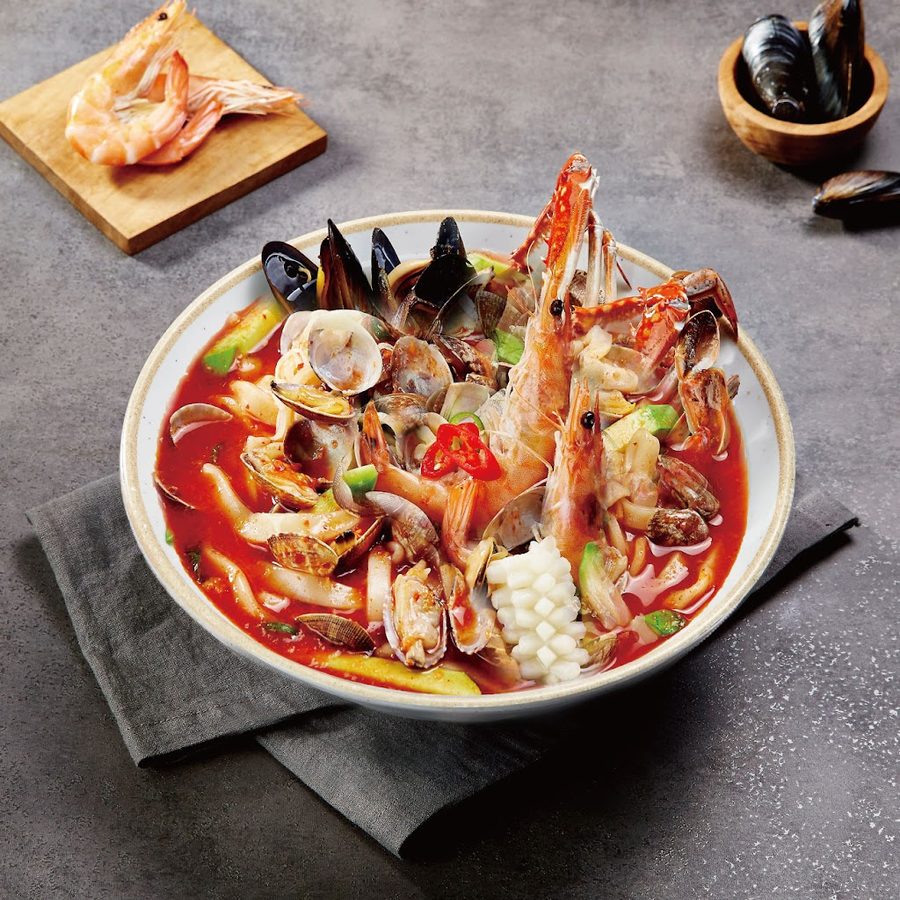 Gohyang Eommason Saeng Bajirak Kalguksu Beomnaegol Branch