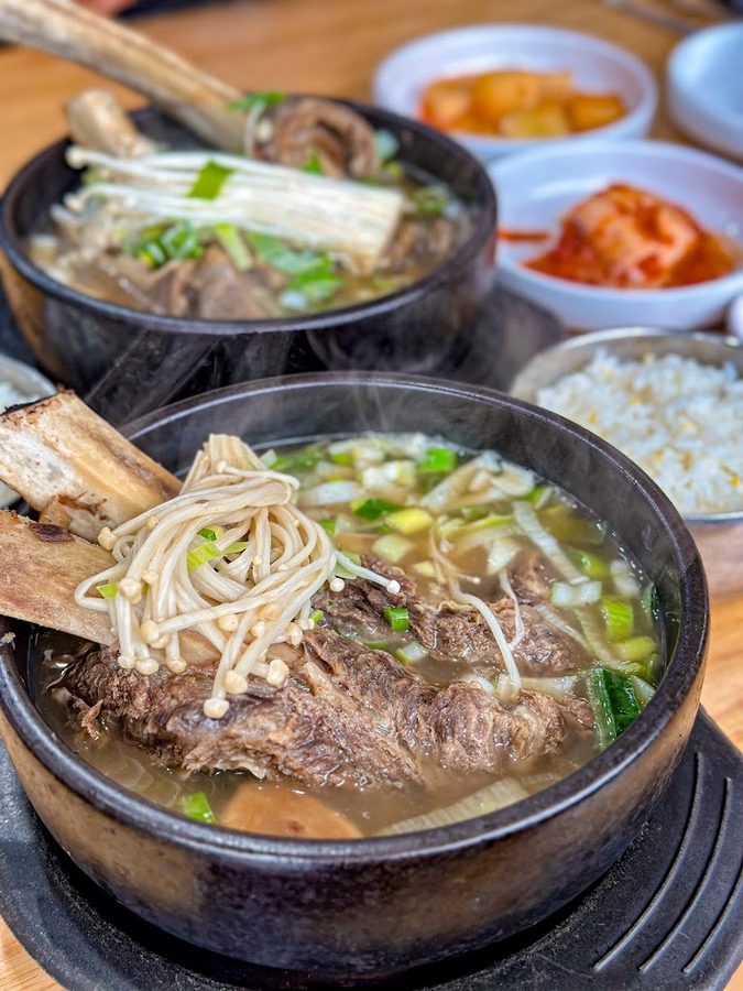 Han Gajok Galbitang Samgyetang