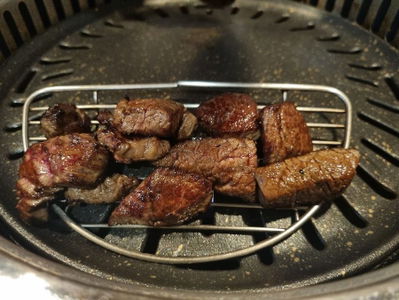 飯桌上的韓牛 本店