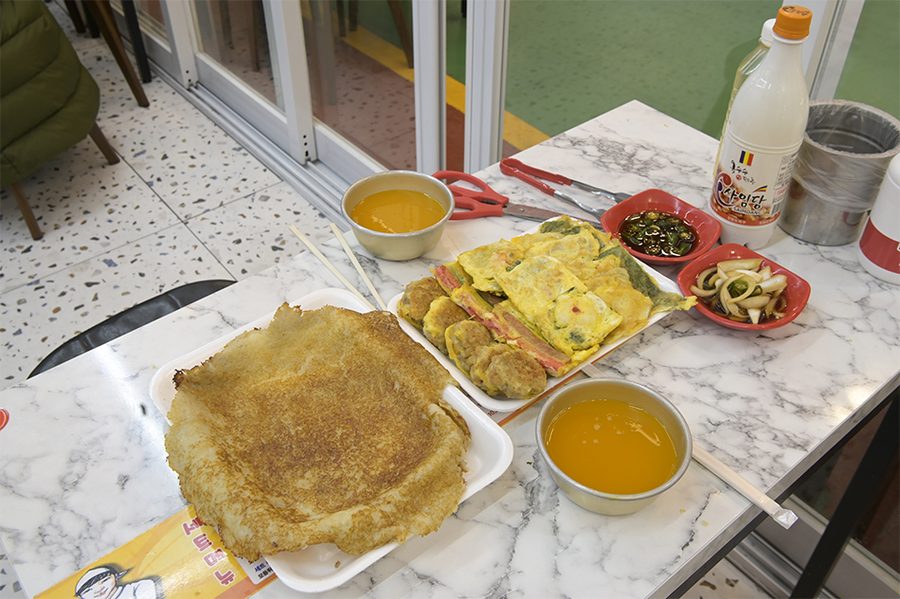 HyunTaeNae Fried Foods