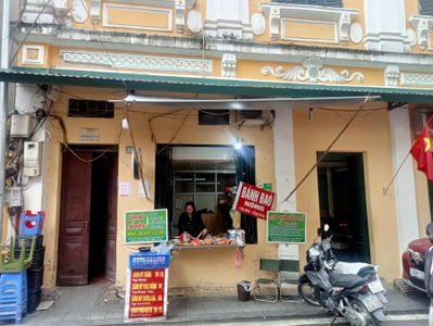 Bánh mì Họ Đỗ - Chả nóng uớc lễ