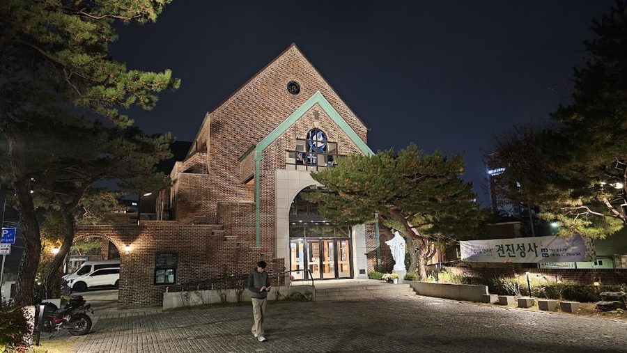 Godeok-dong Catholic Church