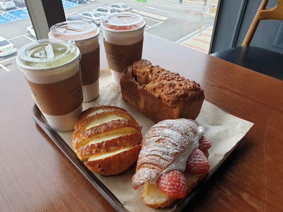 Cafe DouDou